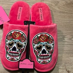 Betsy Johnson slippers